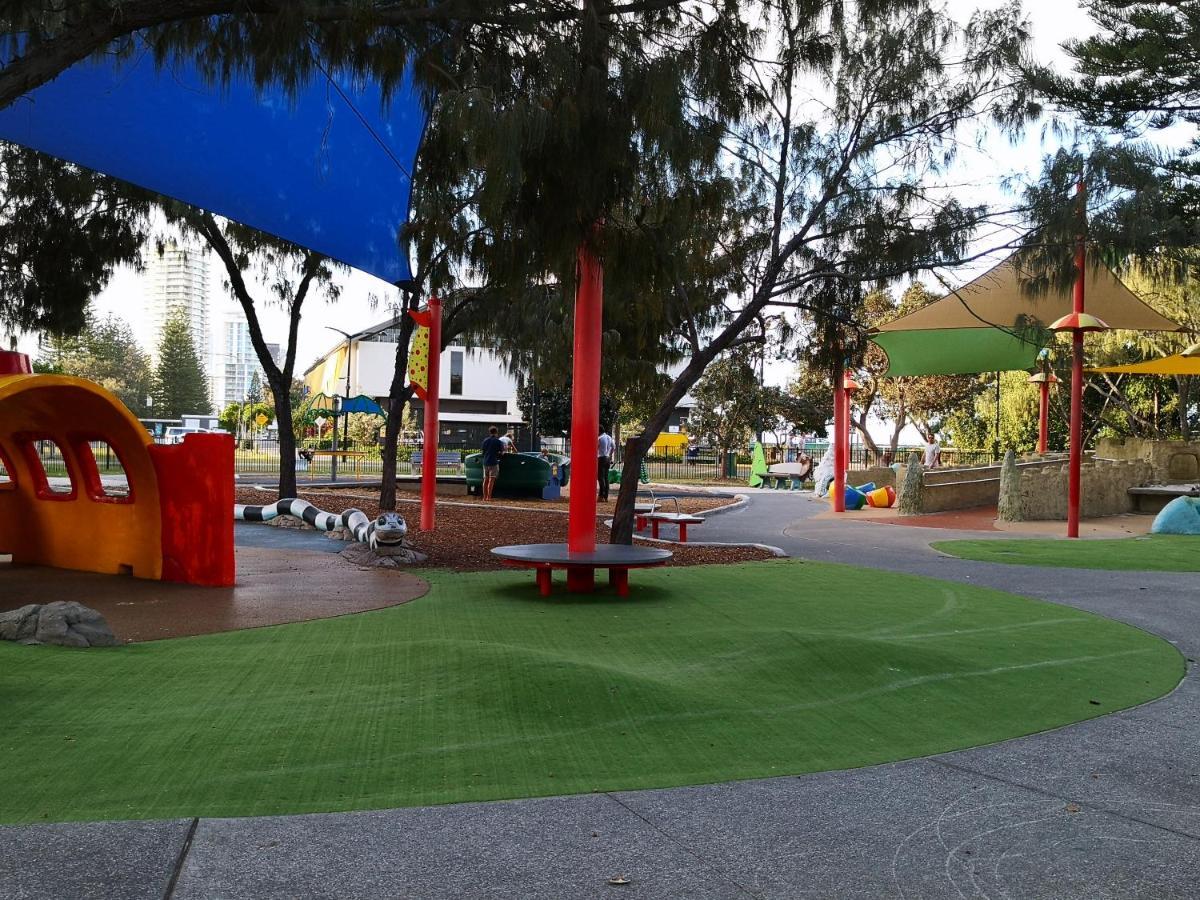 Broadbeach Gold Coast Exterior foto